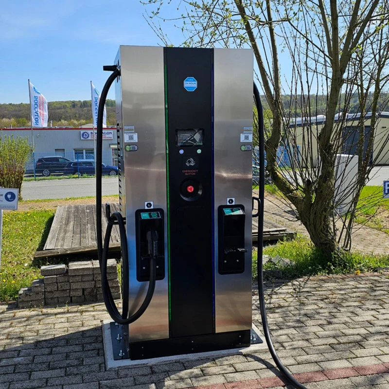 DC Ladestation 60kW 2 x CCS2 Ladekabel