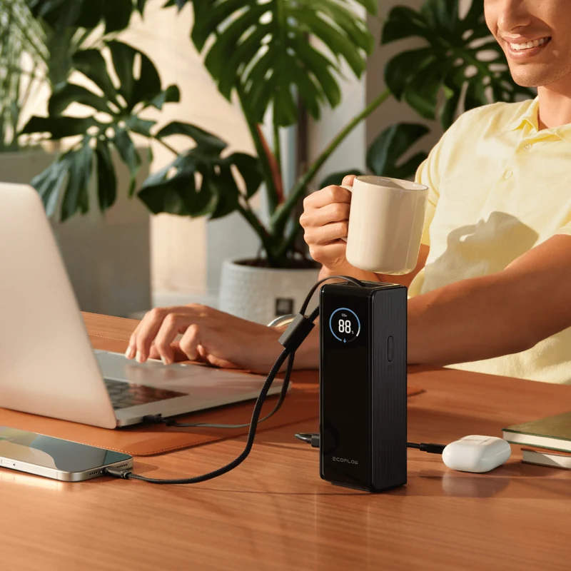 EcoFlow RAPID 25000mAh Powerbank in Grün, mit einziehbaren Kabeln