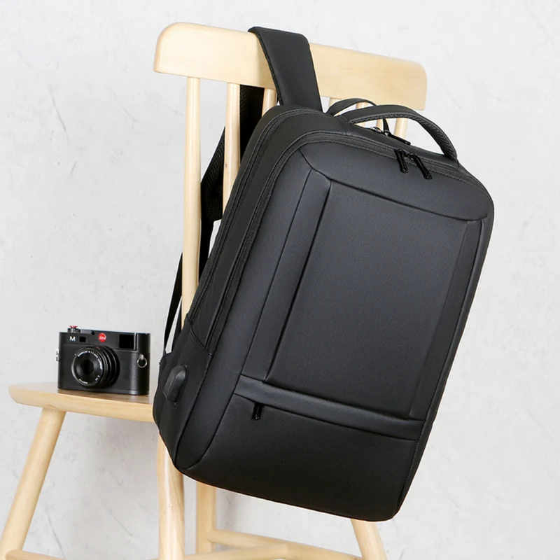 PowerPort 15-Zoll Geschäftsrucksack mit Diebstahlschutz
