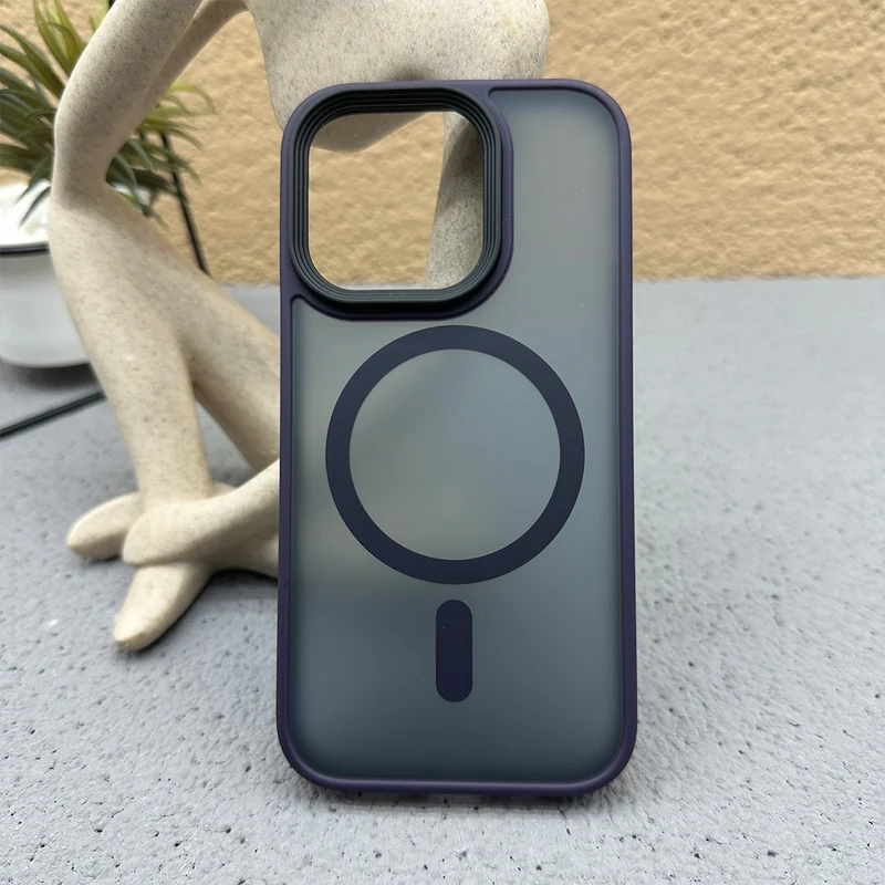Matte MagSafe iPhone Hülle