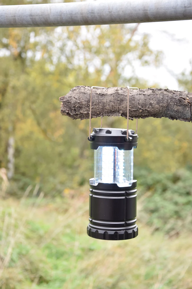 LED Laterne "Camp" - 30 LEDs - stellbar & hängbar - 140 Lumen - schwarz