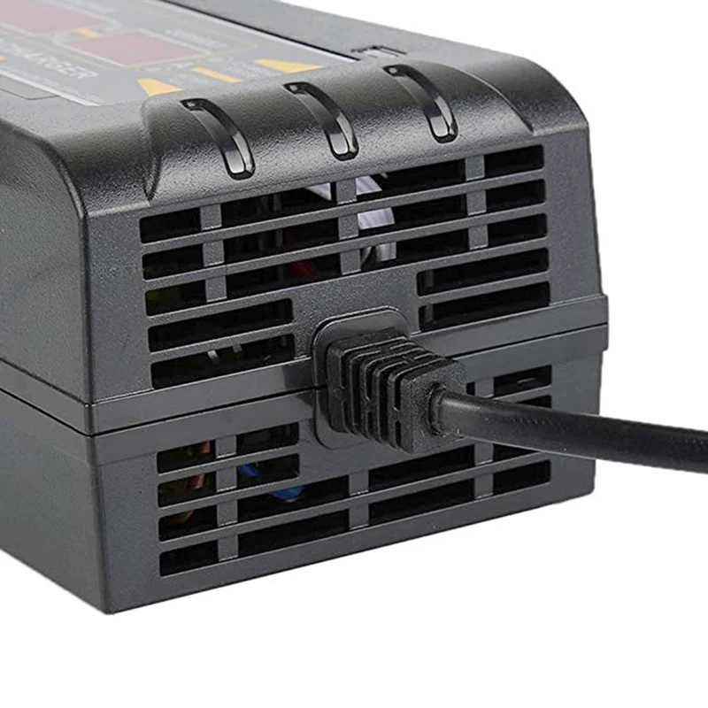 Automatisches Smart-Ladegerät für trockenes, nasses Gel-Blei-Säure-Akku Autobatterieladegerät 12V 10A EU / US 110-240V AC-Eingang