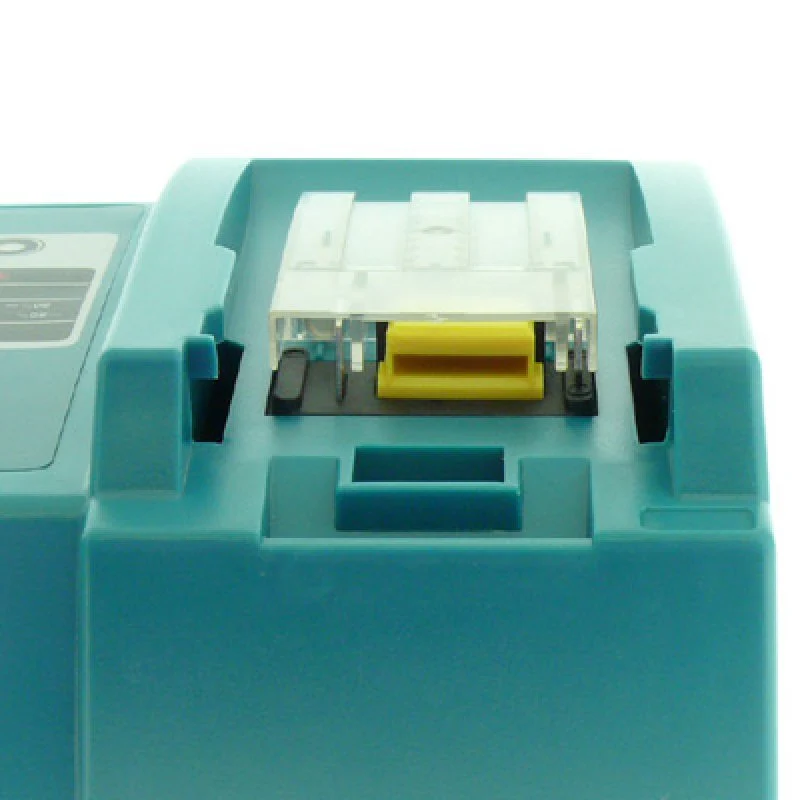 AccuCell Schnell-Ladegerät passend für Makita Akkus von 7,2-18 Volt (kein Original)