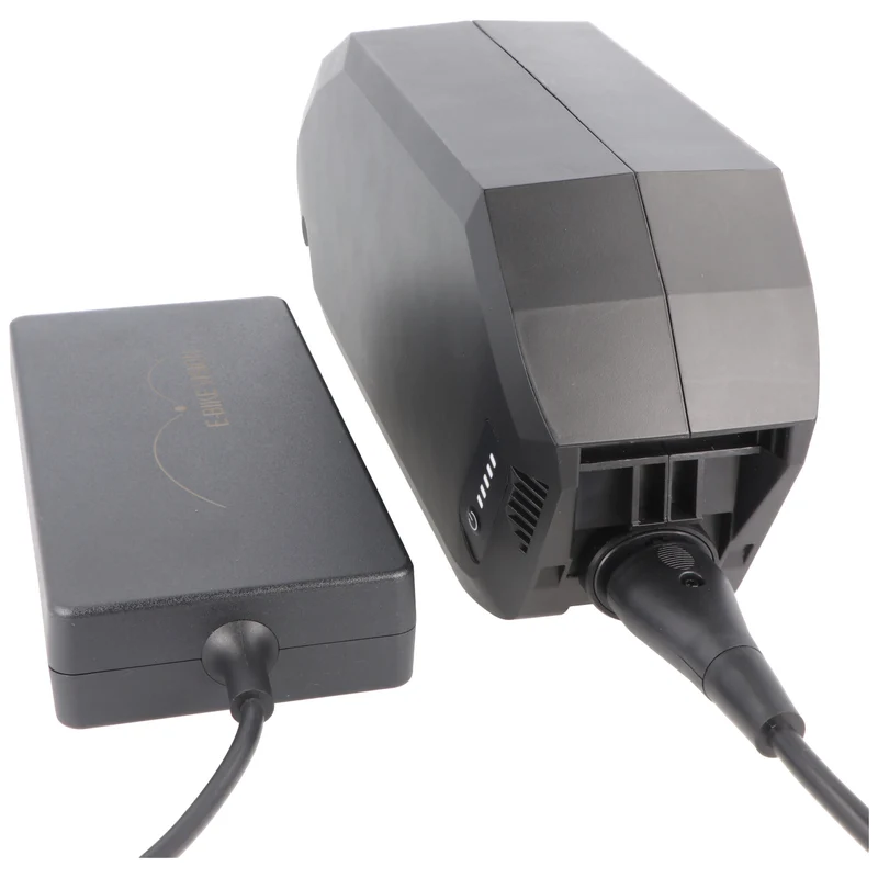 AccuCell 4A Schnell-Ladegerät nur passend für unsere Nachbauakkus Bosch Active und Performance 36 Volt 4 Ah Ladestrom
