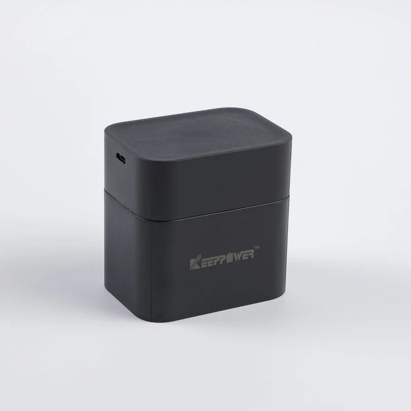 Keeppower I8 Ladegerät mit 8× 1,5V AA Li-Ion-Akkus (4300mWh) – USB-C Eingang