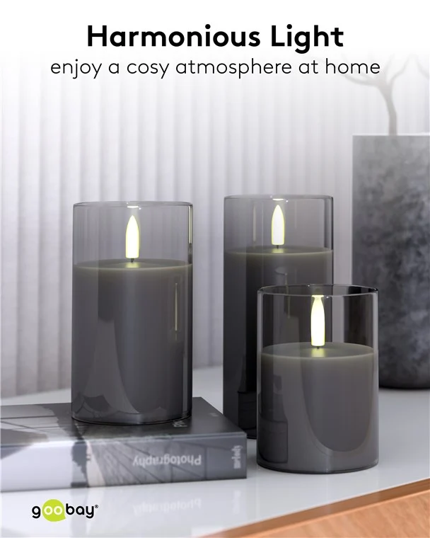Goobay 3er-Set LED-Echtwachs-Kerzen im Glas mit Timerfunktion und 3D-Flammenkegel, batteriebetrieben, warmweiß (2700 K)