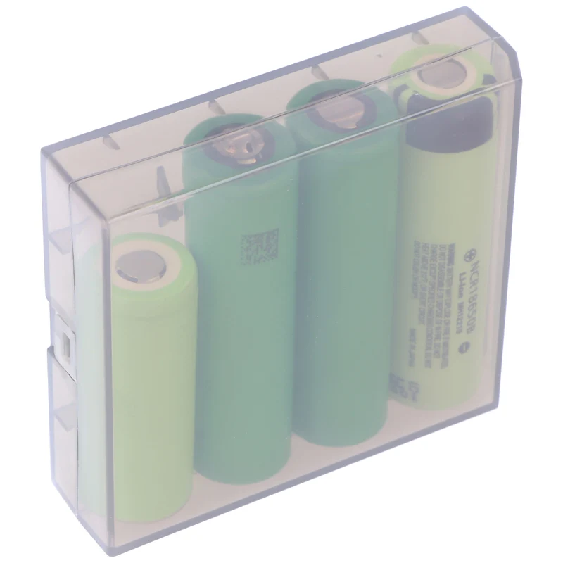 Efest H4 Aufbewahrungsbox für 4x 18650 Akkus bis max. Länge von 67mm, aus Kunststoff