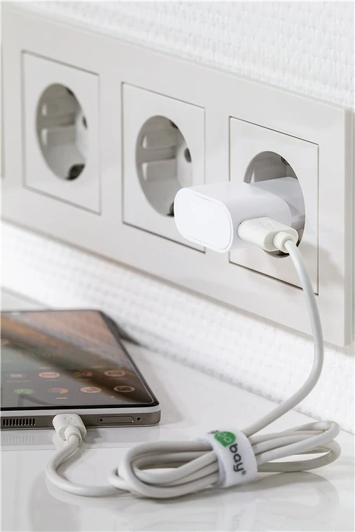 Goobay USB-C™ Ladeset 1 A - Netzteil mit Type-C™ Kabel 1m (weiß)