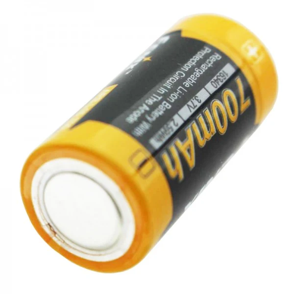 4 Stück Li-ion Akku mit 3,7 Volt, min. 700mAh, typisch 760mAh, max. 820mAh Kapazität inkl. AkkuBox ideal für Überwachungskamera Arlo und LED-Taschenlampen