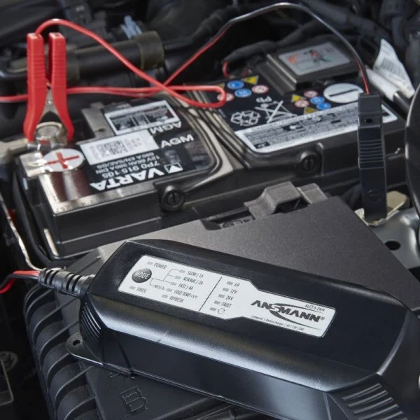 Ansmann Universal Ladegerät für 6V, 12V und 24V Blei-Säure-, Blei-Gel- und Blei-Vlies-Akkus ab 4,5Ah Kapazität