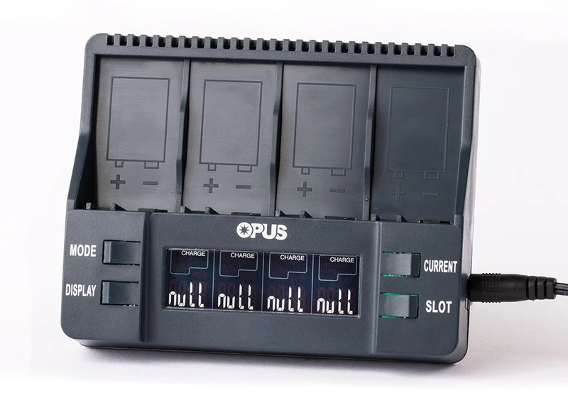 Opus Ladegerät BT-C900 für 9V-Block Li-Ion, NIMH, NiCd Akkus
