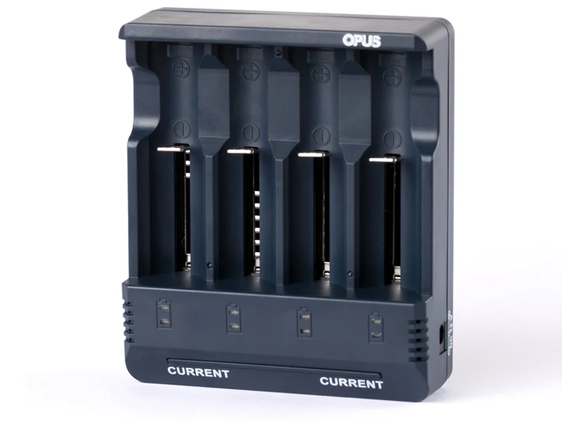 Opus BC1000 Universalladegerät für NIMH/NiCd und Li-Ion-Akkus