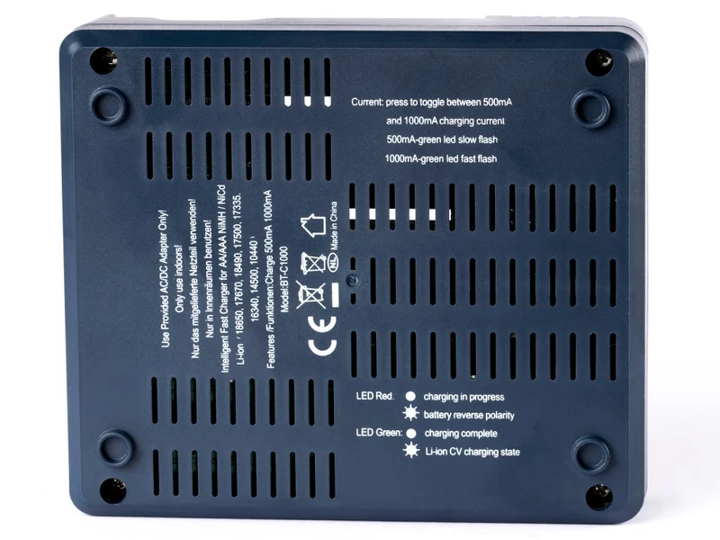 Opus BC1000 Universalladegerät für NIMH/NiCd und Li-Ion-Akkus